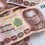 Como se llama la moneda de Tailandia